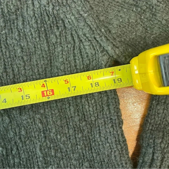 NWT Vince. Hunter green mock neck wool nylon sweater size XS - Picture 2 of 7